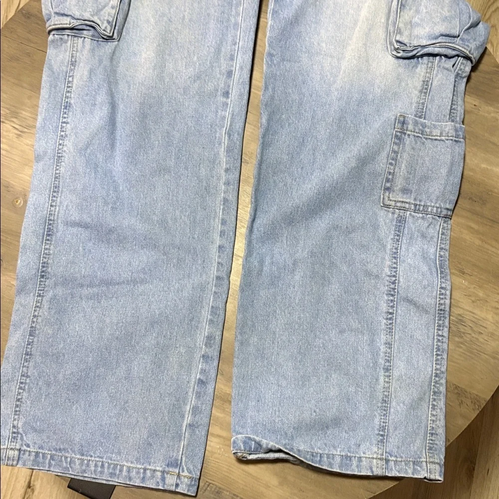 Woman’s no one cared Relaxed Light Blue Jeans cargo